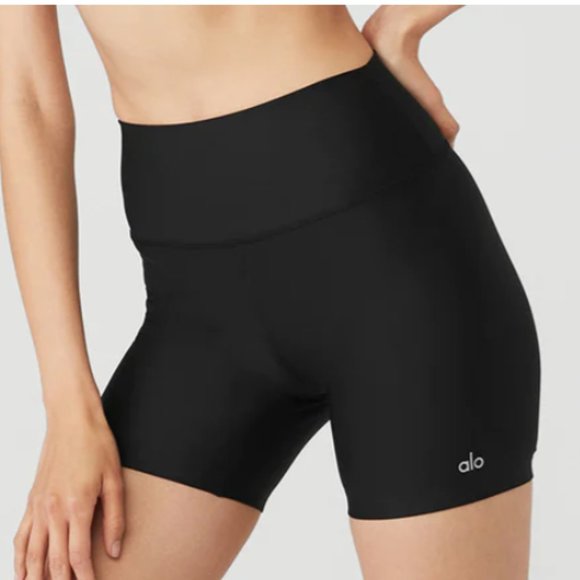 ALO Yoga Pants - NWT Alo Airlift Energy Short 5'' Biker Short High Waist Black Small